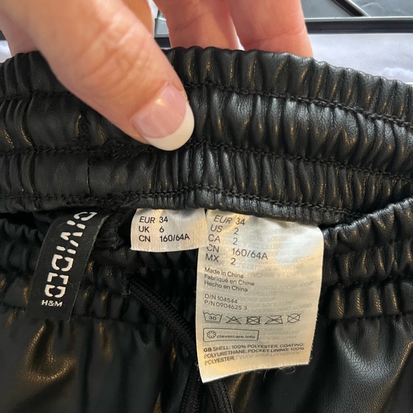 Faux leather joggers - Picture 4 of 7